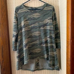 Size Medium Hi-Low Camo Tunic